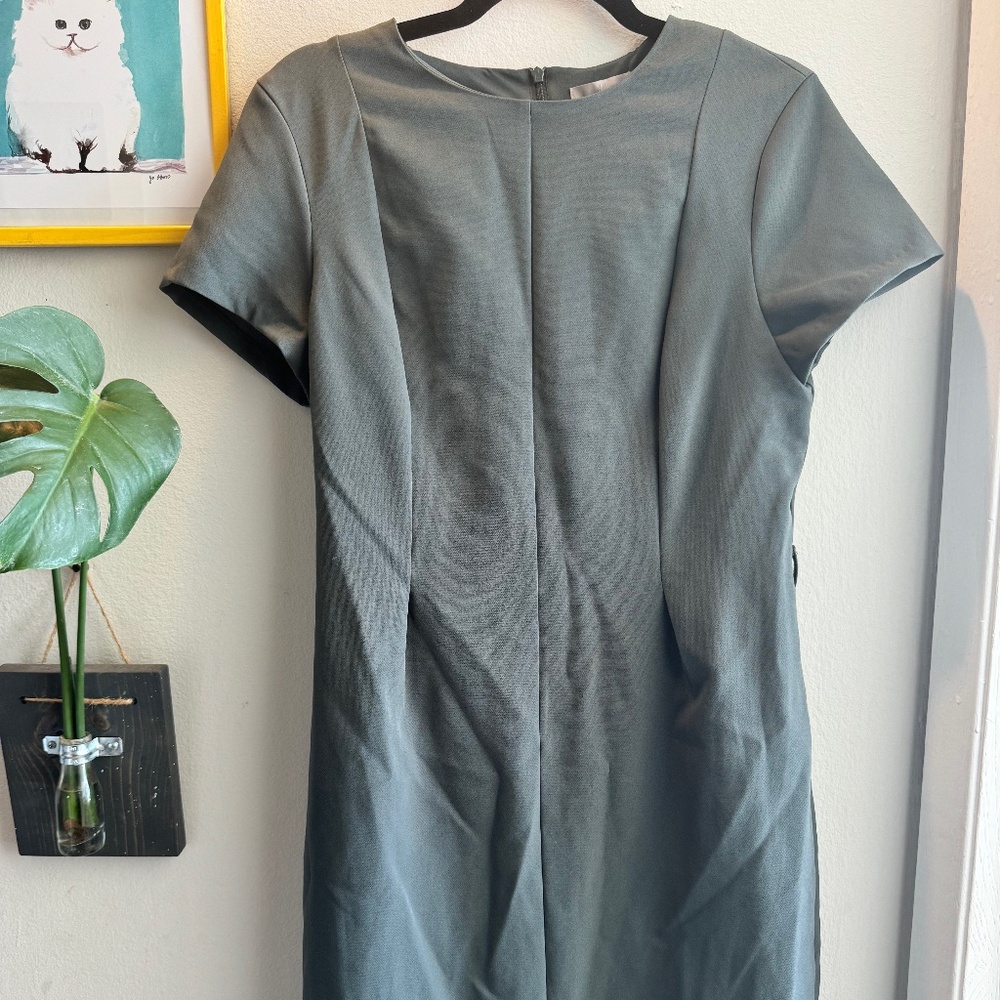 olive short sleeve dress🪴